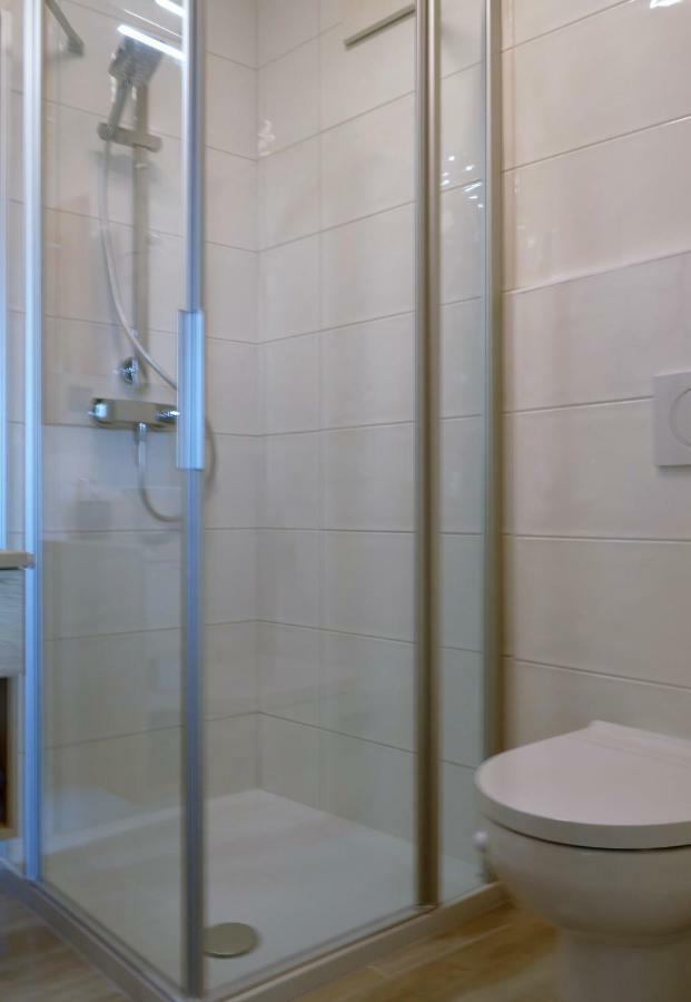 Gaestehaus Fischbach Jois Bagian luar foto