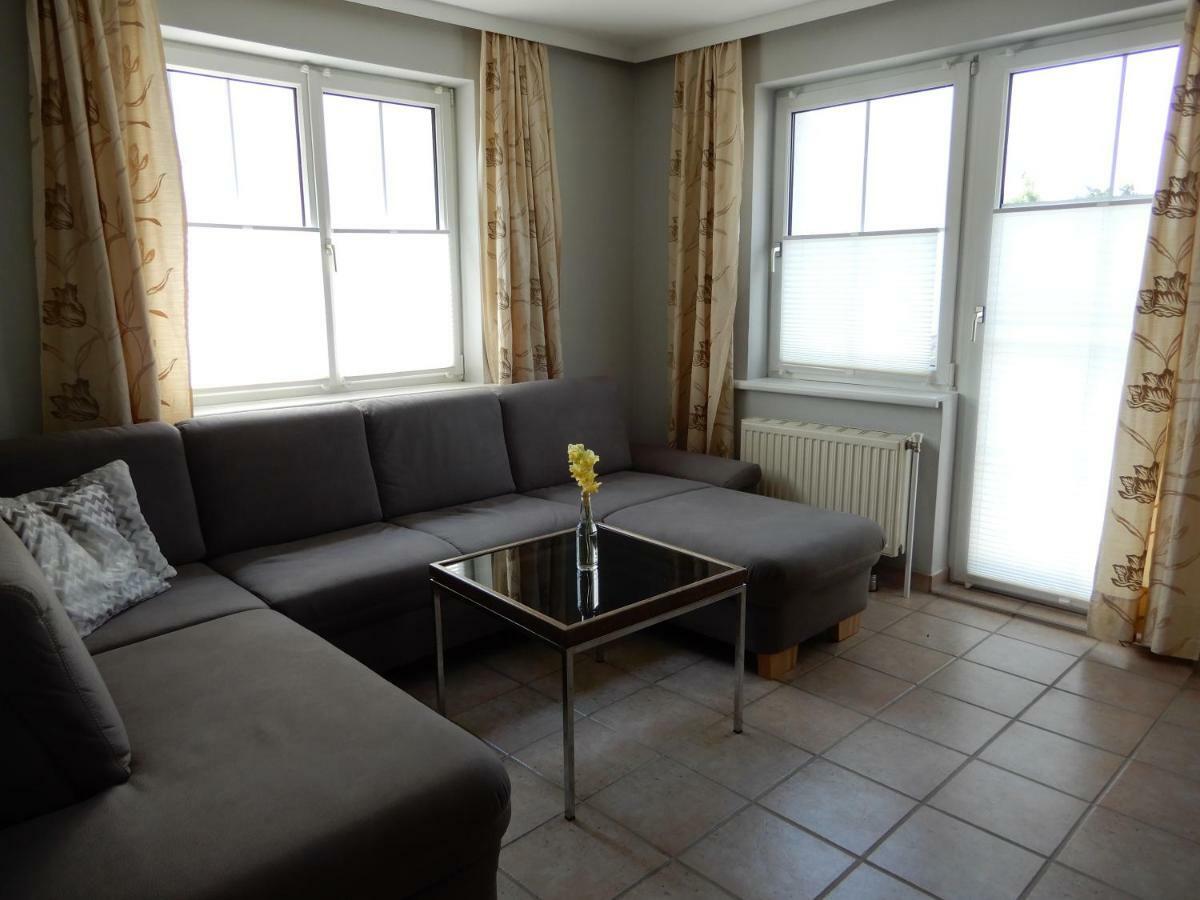 Gaestehaus Fischbach Jois Bagian luar foto