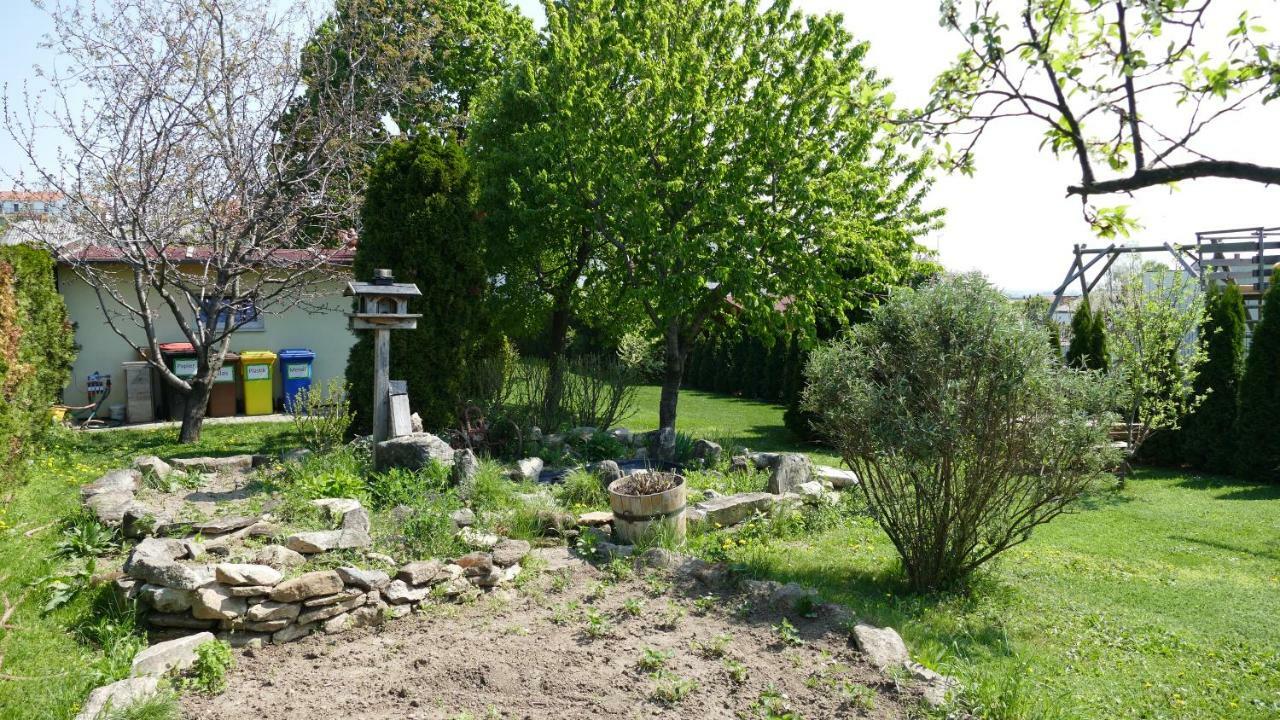 Gaestehaus Fischbach Jois Bagian luar foto